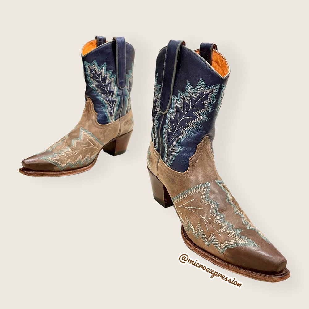 $525 RARE Frye Navy Blue Real Leather Floral Embroidered Pull On Cowboy Boots - Picture 5 of 9